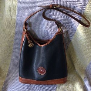 Dooney & Bourke bucket bag
